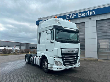 Tractor DAF XF 530