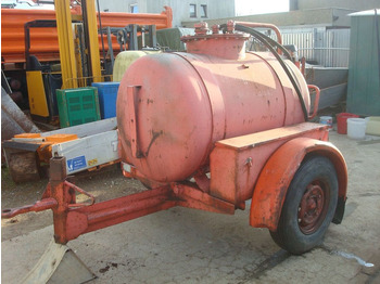 Reboque tanque