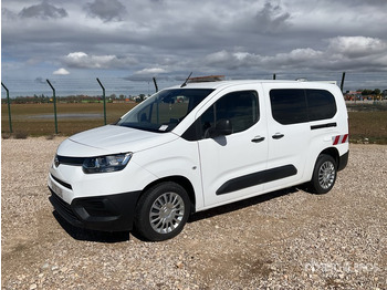 Minibus, Furgão de passageiros 2022 Toyota Proace City Verso 5 Passenger Van: foto 3