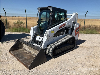 Mini pá carregadora de rastos BOBCAT T590