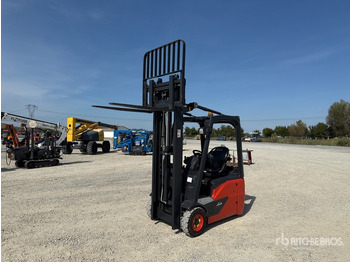 Empilhadeira elétrica LINDE E15