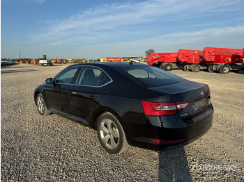 Automóvel 2018 Skoda Superb Autovettura: foto 4