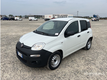 Furgão compacto FIAT