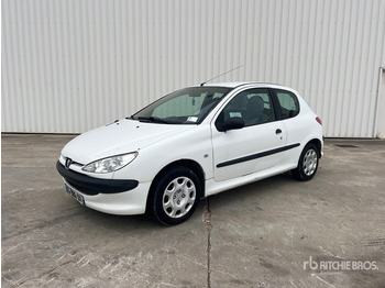 Automóvel PEUGEOT