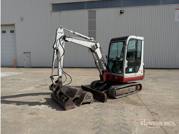 Mini escavadeira TAKEUCHI TB125