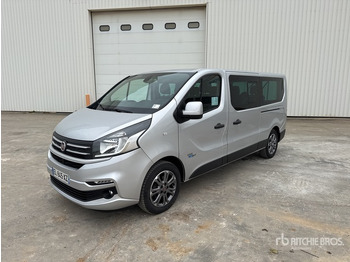 Furgão de passageiros FIAT Talento