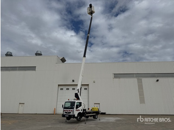 Caminhão com plataforma aérea 2019 Renault Maxity DTI 130 2019 Klubb VT60NE 17 m on Camio ... Bucket Truck: foto 3