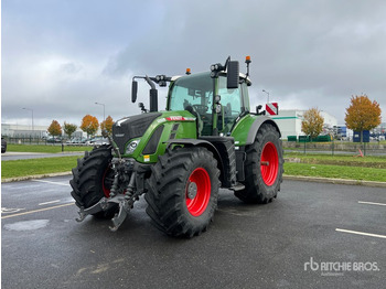 Trator FENDT 724 Vario