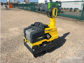 Compactador pequeno de asfalto BOMAG