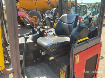 Mini escavadeira JCB 16C-1