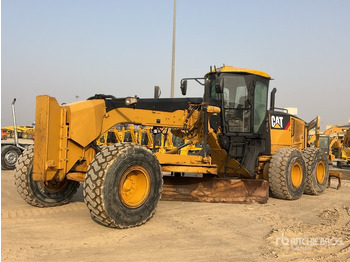 Motoniveladora CATERPILLAR 14