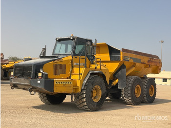 Caminhão articulado KOMATSU HM400