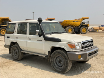 SUV TOYOTA Land Cruiser