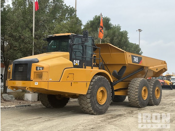Caminhão articulado CATERPILLAR 745