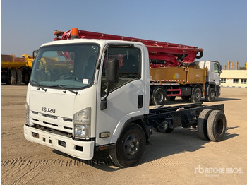 Camião chassi ISUZU
