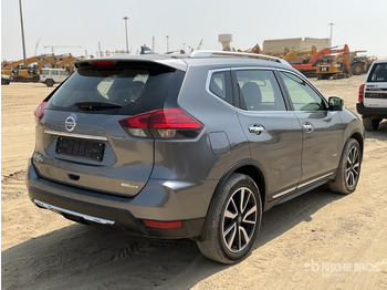 SUV 2020 Nissan X-Trail Hybrid SUV: foto 3