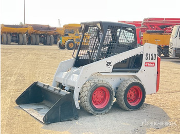 Mini pá carregadora BOBCAT S130