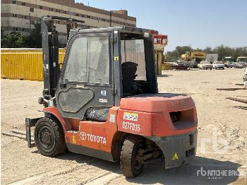Empilhadeira TOYOTA FD35 3.5 ton (Inoperable): foto 2