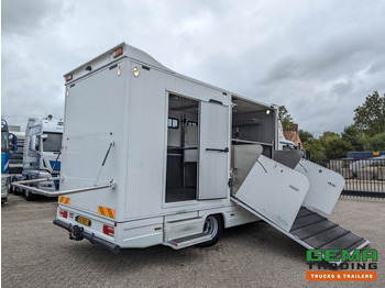 Leasing de MAN TGL 12.250 4x2 Euro5 EEV RC HorseTruck - 2a3 Paards - 135.000km - MARGE (V821) MAN TGL 12.250 4x2 Euro5 EEV RC HorseTruck - 2a3 Paards - 135.000km - MARGE (V821): foto 1