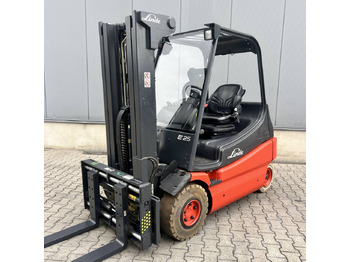 Empilhadeira elétrica LINDE E25