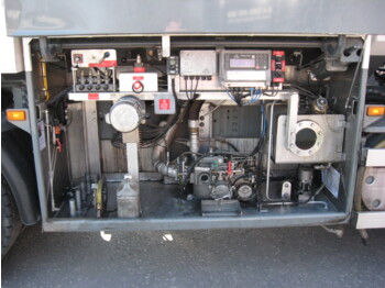 Caminhão tanque Scania P320: foto 2 Caminhão tanque Scania P320: foto 2