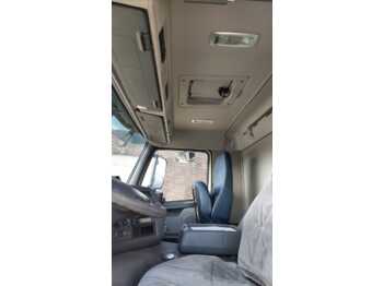 Caminhão tanque VOLVO FM: foto 5