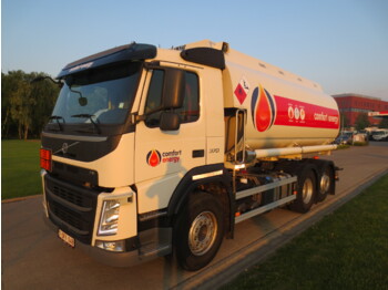 Caminhão tanque VOLVO FM