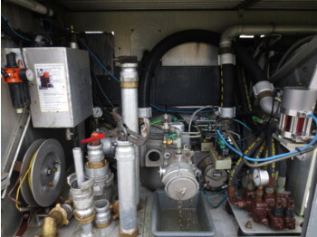 Caminhão tanque Volvo FMFH: foto 2