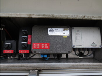 Caminhão tanque Volvo FMFH: foto 4