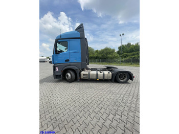 Tractor MERCEDES-BENZ Actros 1842