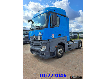 Tractor MERCEDES-BENZ Actros 1843
