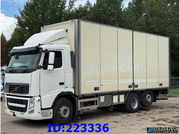 Camião furgão VOLVO FH13 460