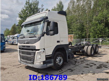 Camião chassi VOLVO FM13 500
