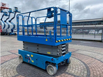 Plataforma de Tijera/ Plataforma de tesoura GENIE GS2646