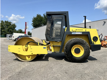 Compactador BOMAG