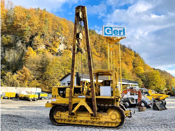 Colocar tubos CATERPILLAR