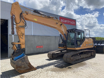 Escavadora de rastos CASE CX210