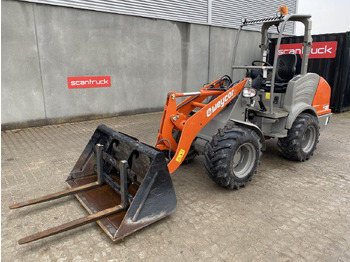 Carregadora articulada WEYCOR