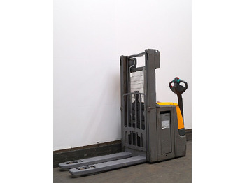 Stacker JUNGHEINRICH EJC