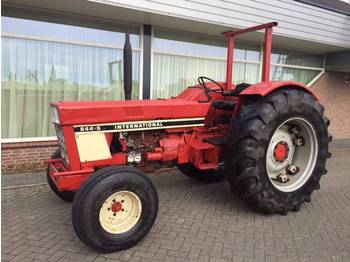Trator International 844-s: foto 1