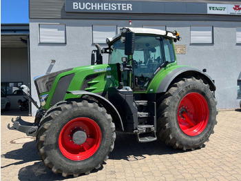 Trator FENDT 828 Vario