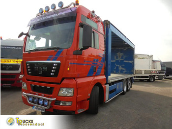 Camião de lona MAN TGS 26.440