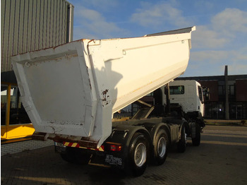 Camião basculante Renault Kerax 520DXI + MANUAL + SPRING + 8X4: foto 3