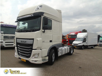 Tractor DAF XF 460