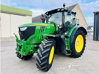 Trator JOHN DEERE 6210R