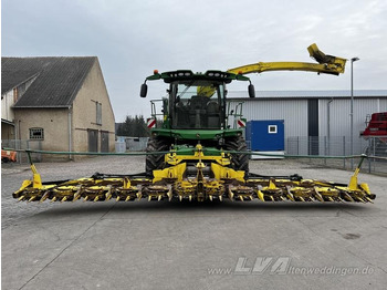 Picadora de forragem automotriz John Deere 8700: foto 2
