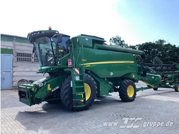 Ceifeira debulhadora JOHN DEERE T550
