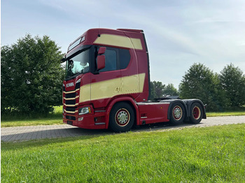 Tractor SCANIA R 500