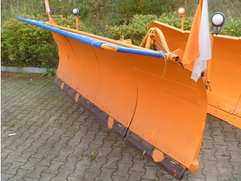 Lâmina limpa-neves UNIMOG