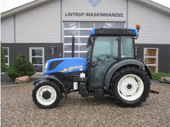 Trator NEW HOLLAND T4